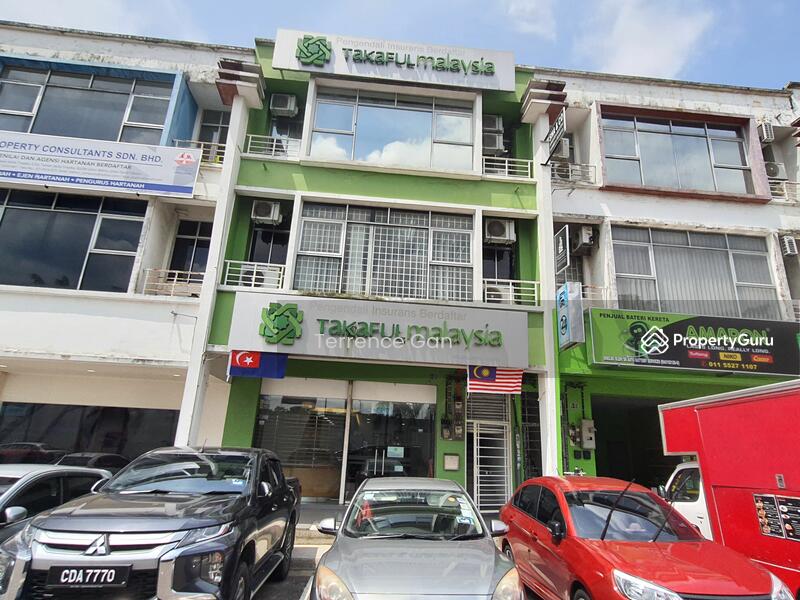 SAME ROW WITH TAKAFUL MALAYSIA 