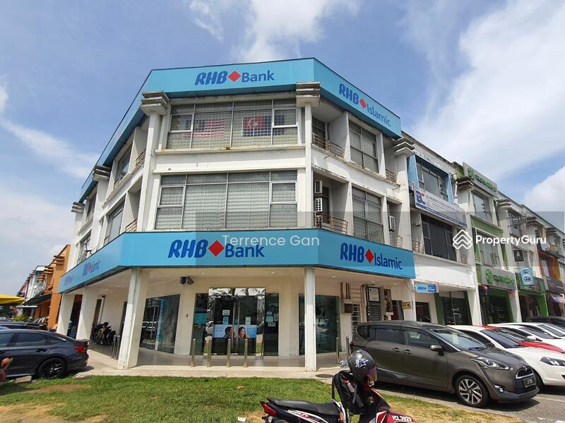 SAME ROW WITH RHB BANK 