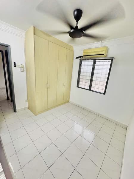 Rumah Teres 2 Tingkat untuk Disewa di Bandar Putra Permai (Seri Kembangan) - Erin Yusof - Interior - PropertyGuru.com.my