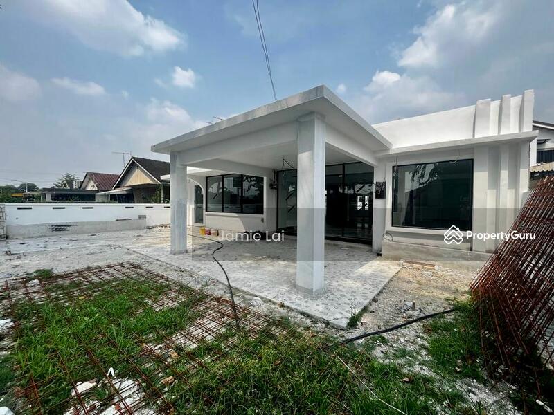 Bungalow at Canning Garden, Ipoh, Perak, 2 Bedrooms, 3500 sqft