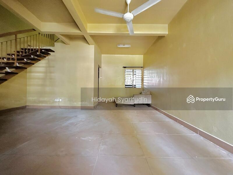 DOUBLE STOREY HOUSE, LORONG AZZAHARAH, PUNCAK ALAM, LORONG AZZAHARAH