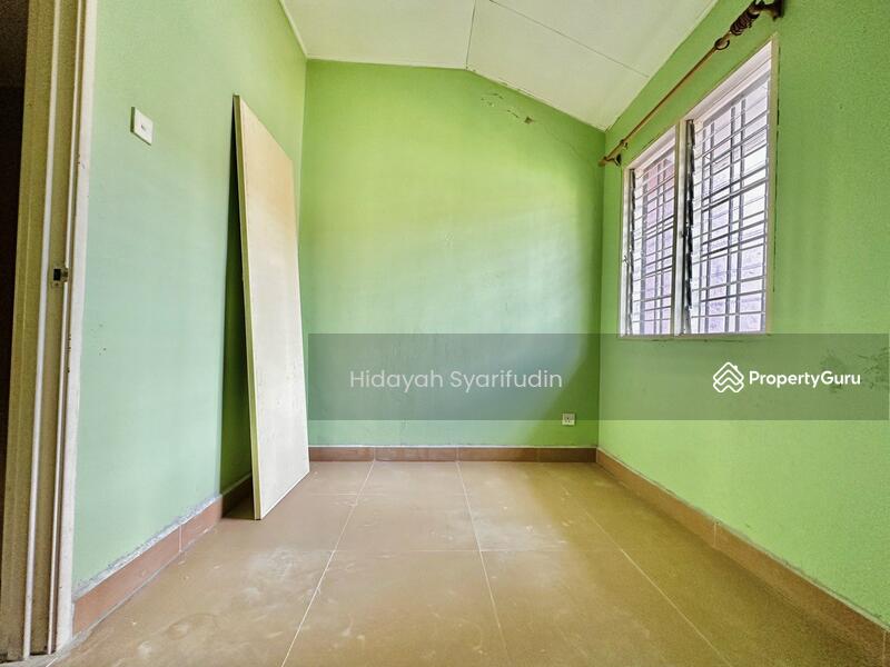 DOUBLE STOREY HOUSE, LORONG AZZAHARAH, PUNCAK ALAM, LORONG AZZAHARAH