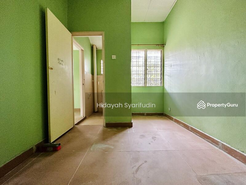 DOUBLE STOREY HOUSE, LORONG AZZAHARAH, PUNCAK ALAM, LORONG AZZAHARAH