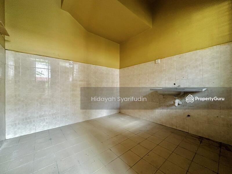 DOUBLE STOREY HOUSE, LORONG AZZAHARAH, PUNCAK ALAM, LORONG AZZAHARAH