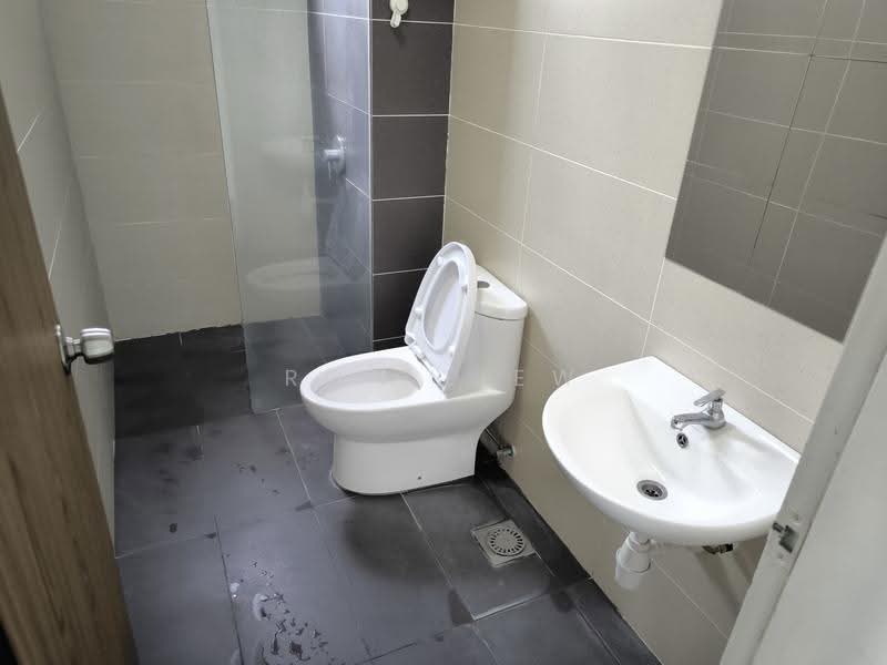 Service Residence for Sale at City of Green - Ron Liew - Bathroom - PropertyGuru.com.my