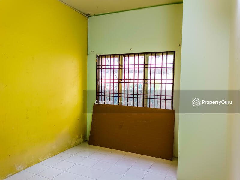Rumah Teres 2 Tingkat untuk Dijual di Taman Meru Jaya (Kapar) - Aaron Wong - PropertyGuru.com.my