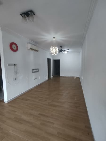 Rumah Bandar untuk Dijual di Batu Caves (Selangor) - Elaine Lian - Living Room - PropertyGuru.com.my
