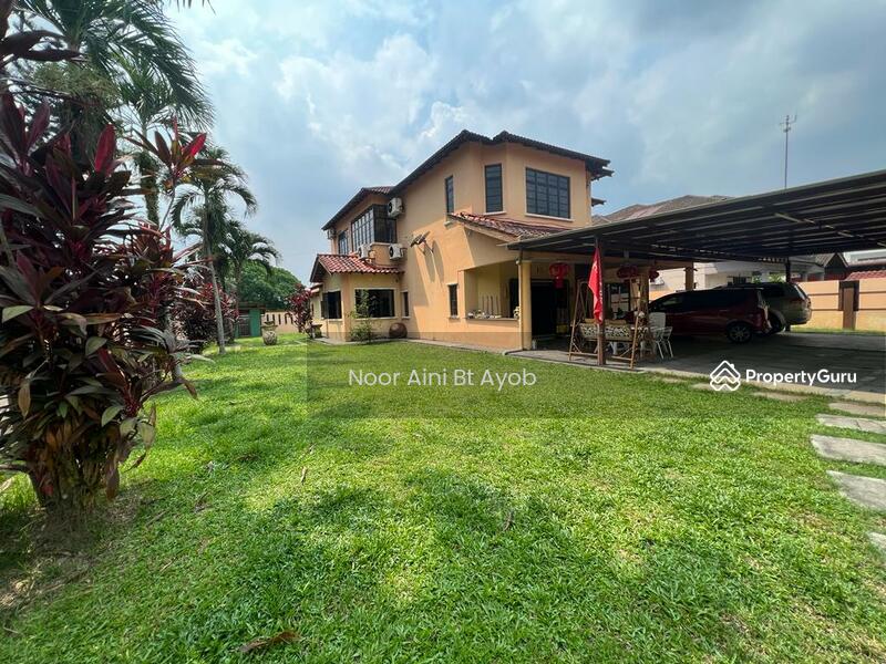 CORNER LOT Taman Desa Baru Bukit Dukung Kajang Bungalow House, Kajang