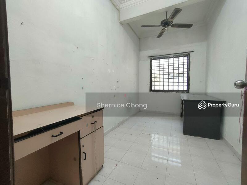 Jalan Saga , Taman Kota Kulai Double Storey House, Kulai, Johor, 4