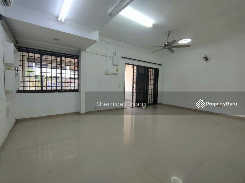 Jalan Saga , Taman Kota Kulai Double Storey House, Kulai, Johor, 4