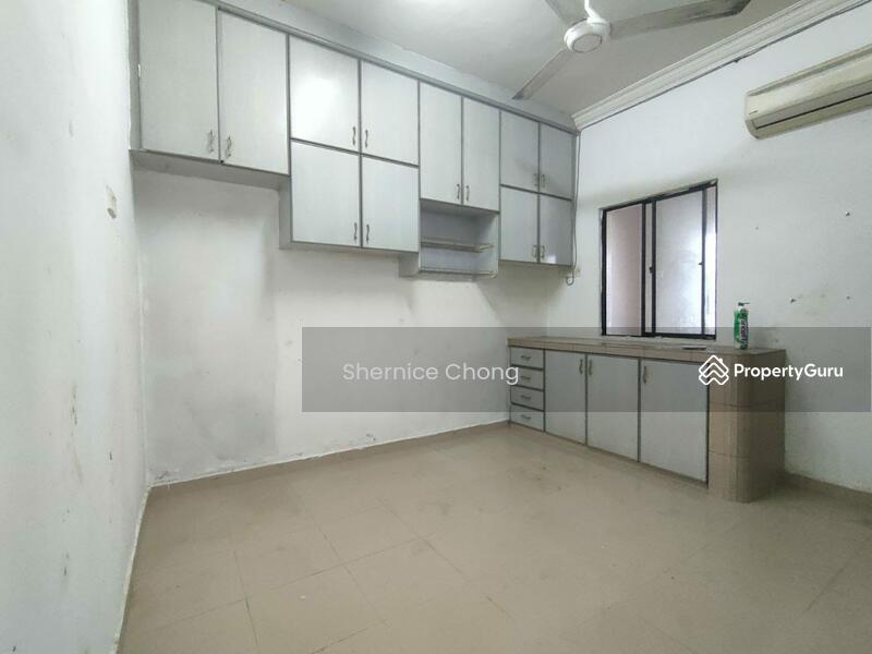 Jalan Saga , Taman Kota Kulai Double Storey House, Kulai, Johor, 4