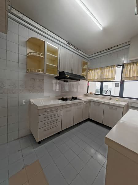 Kondominium untuk Dijual di Prima 16 (Prima Sixteen) - Edward Chai - Kitchen - PropertyGuru.com.my
