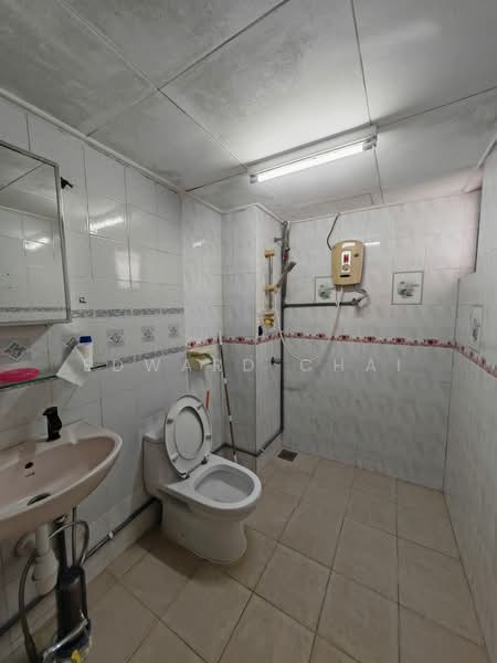 Kondominium untuk Dijual di Prima 16 (Prima Sixteen) - Edward Chai - Bathroom - PropertyGuru.com.my