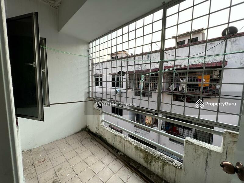 For Sale - Pusat Hentian Kajang