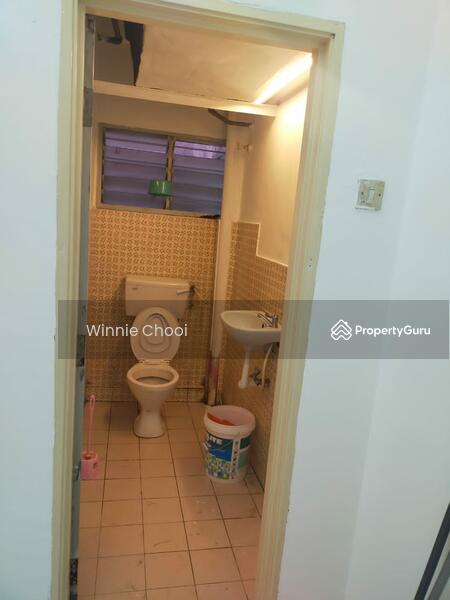 For Sale - Pusat Hentian Kajang