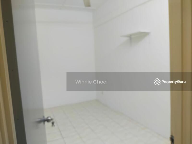For Sale - Pusat Hentian Kajang