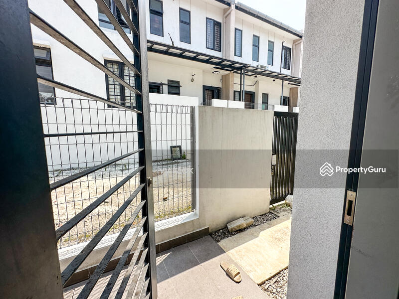 Untuk Disewa - Elmina Green 1