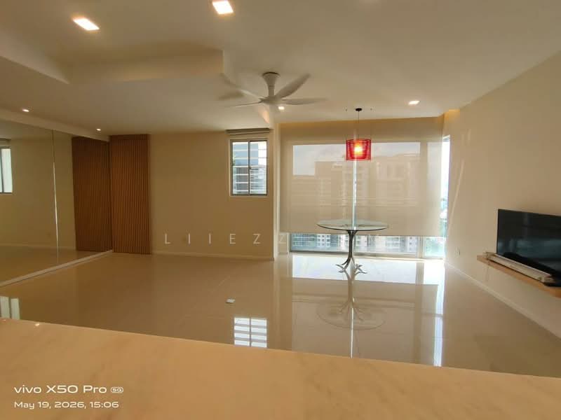 Kondominium untuk Dijual di Verve Suites - Liiezz Lim - Living Room - PropertyGuru.com.my