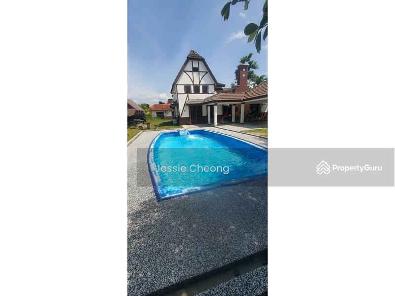 A'Famosa Resort, Jalan Kemus, Alor Gajah, Melaka, 4 Bedrooms, 1400 sqft, Bungalow House For Sale