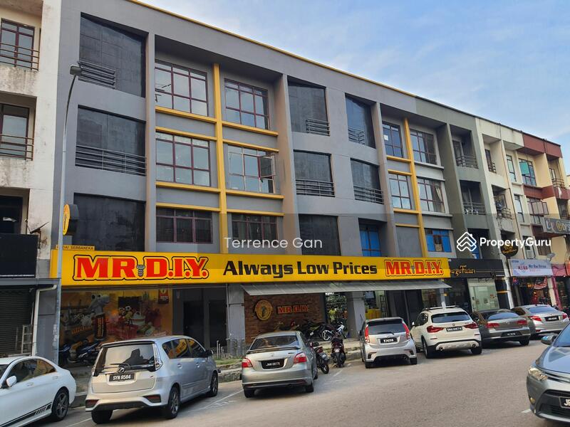 PERMAS JAYA 4 STOREY SHOP JALAN PERMAS 10/7 FOR SALE NEAR MR DIY FAMILY