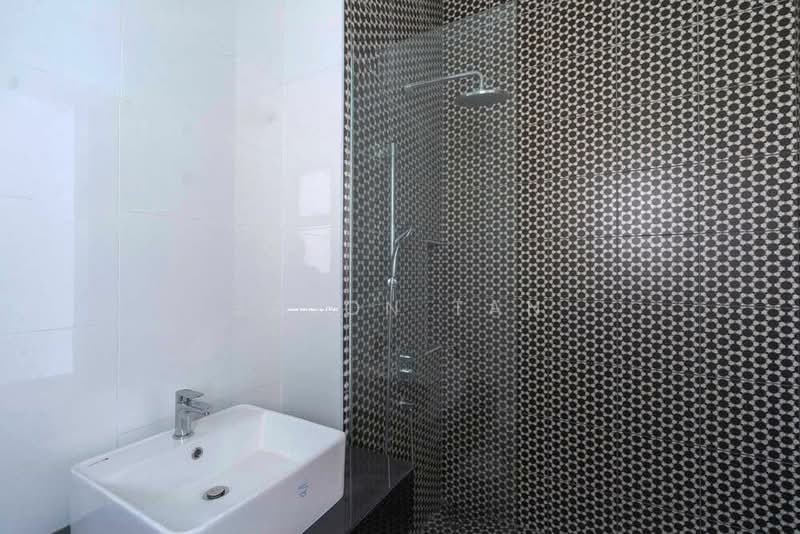 Cluster House for Sale in Setia Alam (Selangor) - Jason Tan - Bathroom - PropertyGuru.com.my