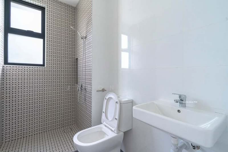 Cluster House for Sale in Setia Alam (Selangor) - Jason Tan - Bathroom - PropertyGuru.com.my
