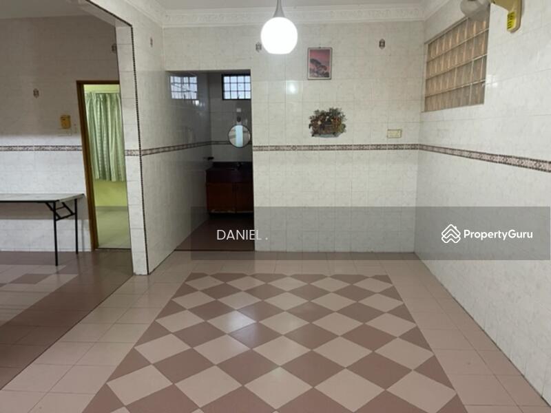 Bungalow for Sale in Petaling Jaya (Selangor) - DANIEL . - PropertyGuru.com.my