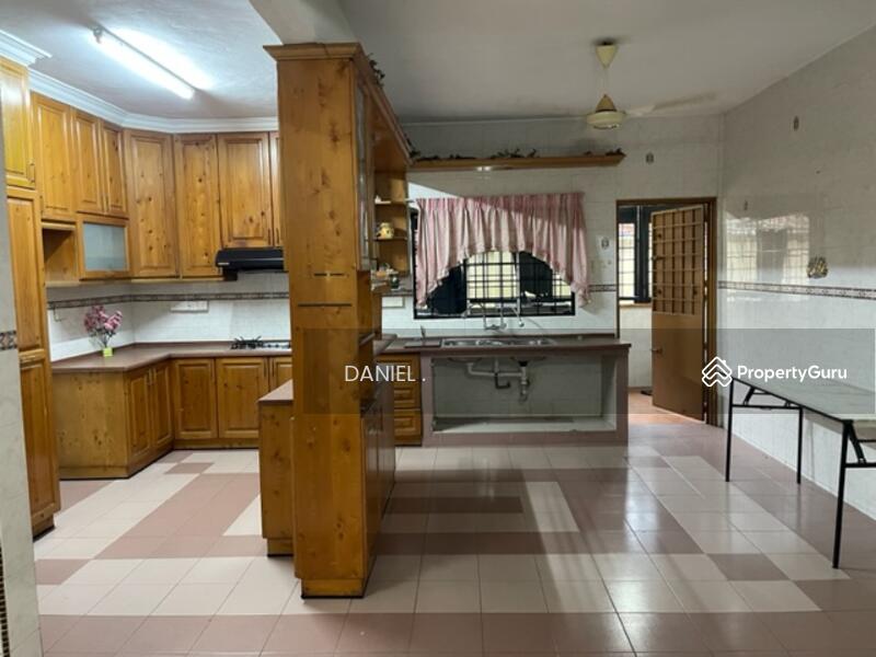 Bungalow for Sale in Petaling Jaya (Selangor) - DANIEL . - PropertyGuru.com.my