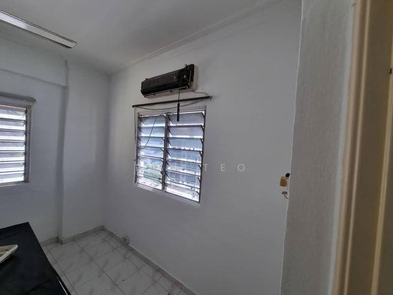 Rumah Flat untuk Dijual di Desa Mawar - Pen Teo - PropertyGuru.com.my