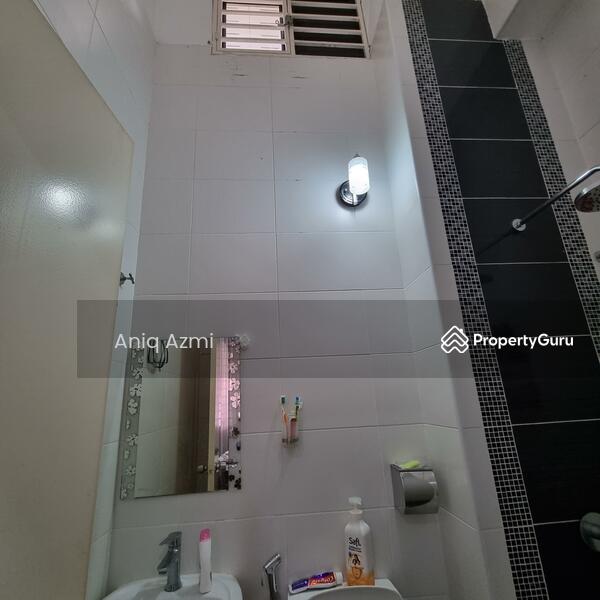 Rumah Teres 2-Tingkat untuk Dijual di Sungai Buloh (Selangor) - Aniq Azmi - PropertyGuru.com.my