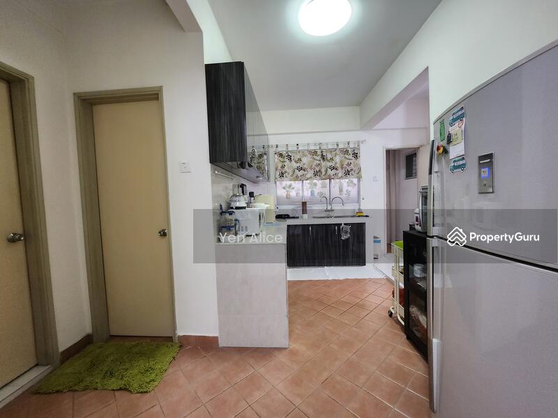 For Sale - La Vista Condominiums