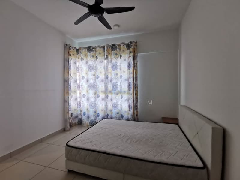 Kondominium untuk Dijual di The Raffles Suites - Iris Lim - Bedroom - PropertyGuru.com.my