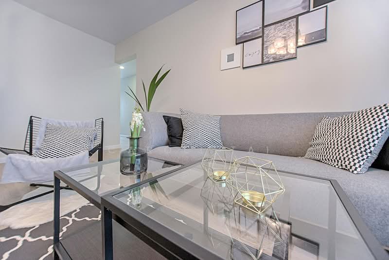 Service Residence for Sale at Branniganz @ Bukit Bintang - Caroll Tai - Living Room - PropertyGuru.com.my
