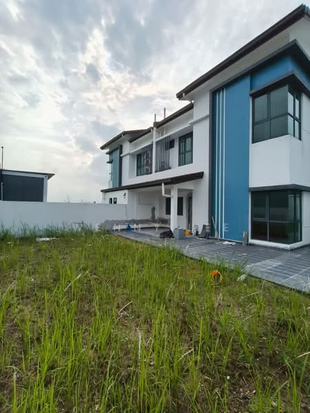 Semi-Detached House for Sale in Dengkil (Selangor) - Wenny Lee - PropertyGuru.com.my