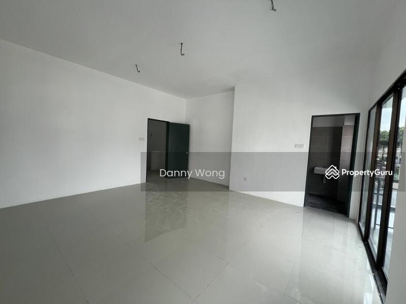 For Sale - Taman Scientex Rawang Anggun