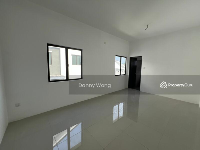 For Sale - Taman Scientex Rawang Anggun