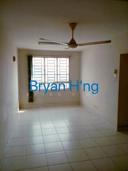Pangsapuri untuk Dijual di Melody Homes - Bryan H'ng - Living Room - PropertyGuru.com.my