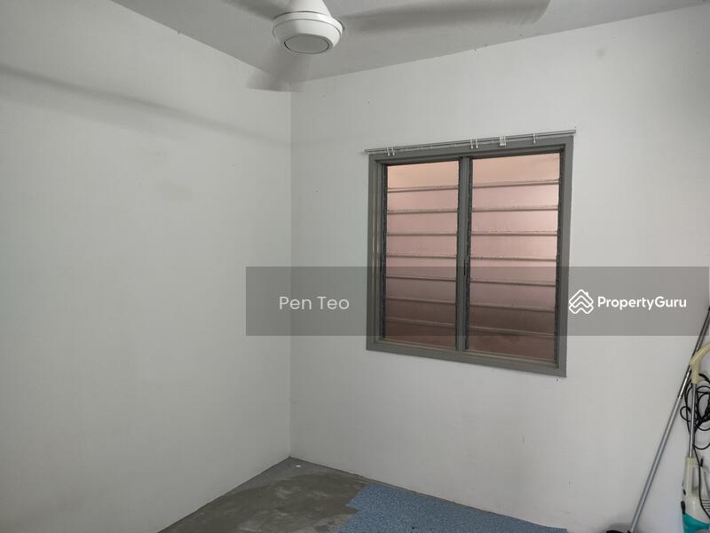 Pangsapuri Kejora, Teluk Kumbar Heights, Bayan Lepas, Penang., Cangkat