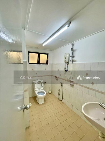 For Rent - Vista Komanwel C