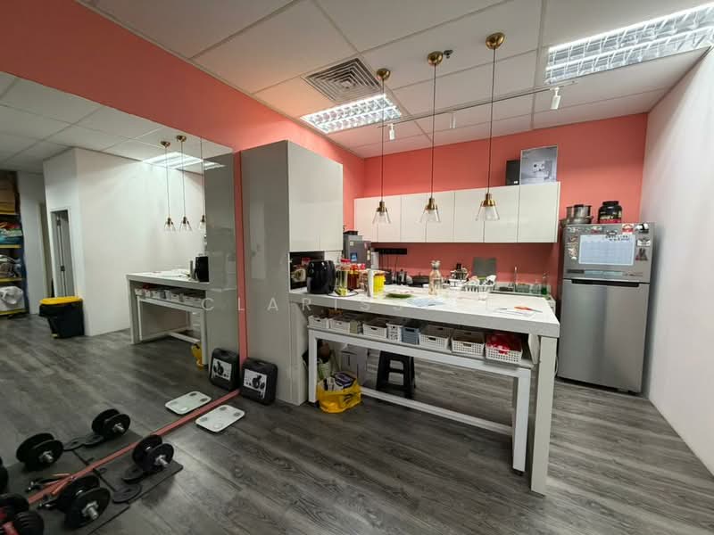Pejabat untuk Disewa di Kampung Kerinchi (Bangsar South) (Kuala Lumpur) - Clarisse T - Kitchen - PropertyGuru.com.my