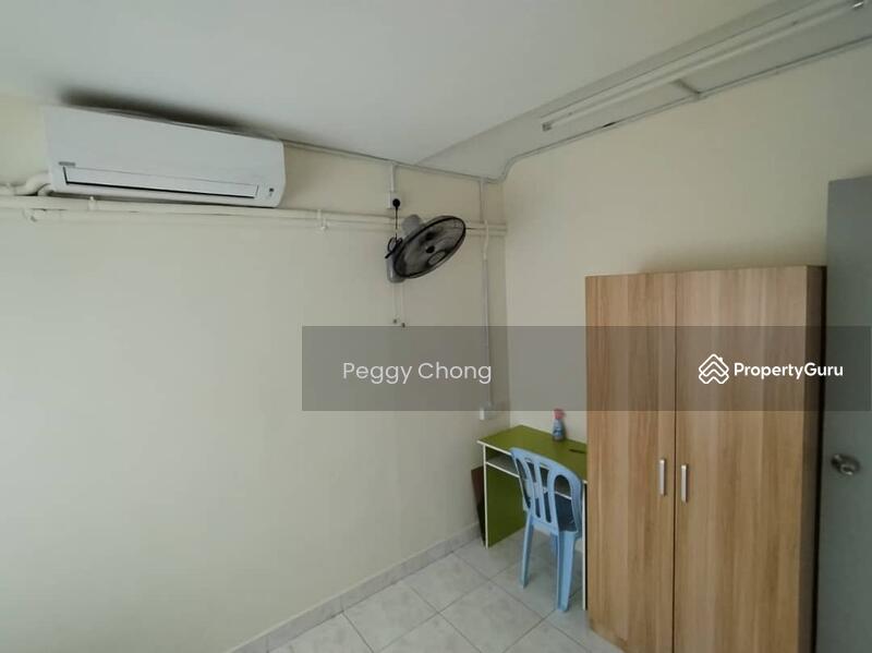 Taman Connaught Flat (Low Rise) untuk Untuk Disewa RM 400 /bulan