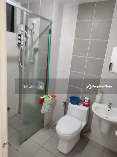 Apartment for Sale at Upper East @ Tiger Lane - Nicole Ling - studio unit bathroom - PropertyGuru.com.my