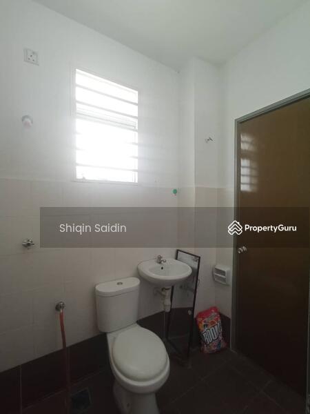Rumah Teres 2 Tingkat untuk Dijual di Saujana Utama (Puncak Alam) - Shiqin Saidin - PropertyGuru.com.my