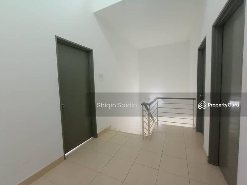 Rumah Teres 2 Tingkat untuk Dijual di Saujana Utama (Puncak Alam) - Shiqin Saidin - PropertyGuru.com.my