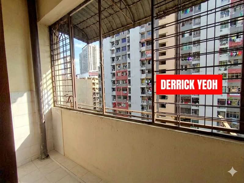 Rumah Flat untuk Disewa di Taman Terubong Jaya - Derrick Yeoh - Balcony - PropertyGuru.com.my