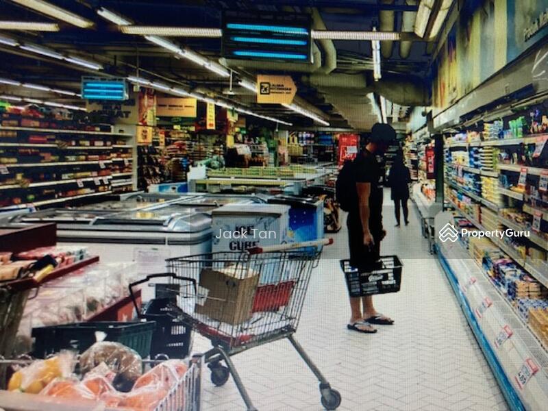 For Sale - Amcorp Mall