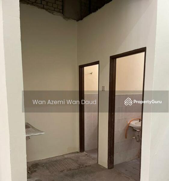 For Sale - Taman Indstri Lembah Jaya