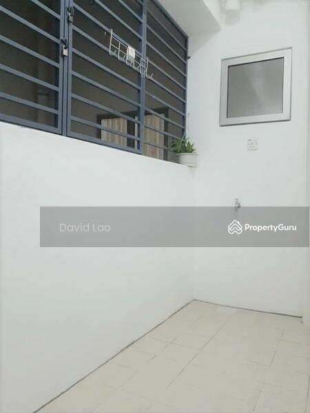 Untuk Dijual - Axis Crown