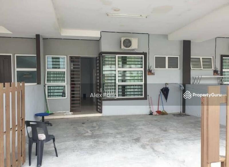Kampar, Jalan Kampar Putra, Kampar, Perak, 4 Bedrooms, 900 sqft, 1