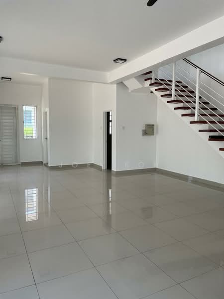 2-storey Terraced House for Sale in Elmina (Shah Alam) - Joey Koh - Living Room - PropertyGuru.com.my